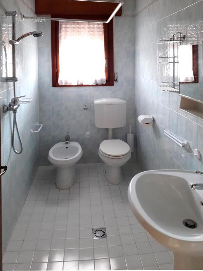 Lucerna Apartments At Sabbiadoro Beach ลินญาโน ซับเบียโดโร ภายนอก รูปภาพ